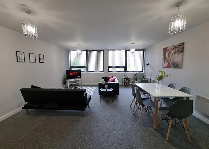 Spacious City Centre Apartment
